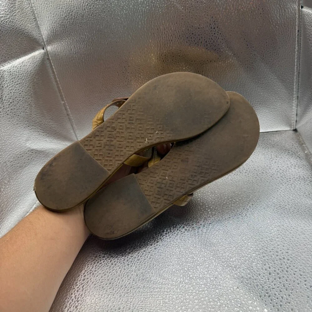 Size 9M Tory Burch Miller‎ Tan Womens Patent Leather Thong Flip Flops Sandal